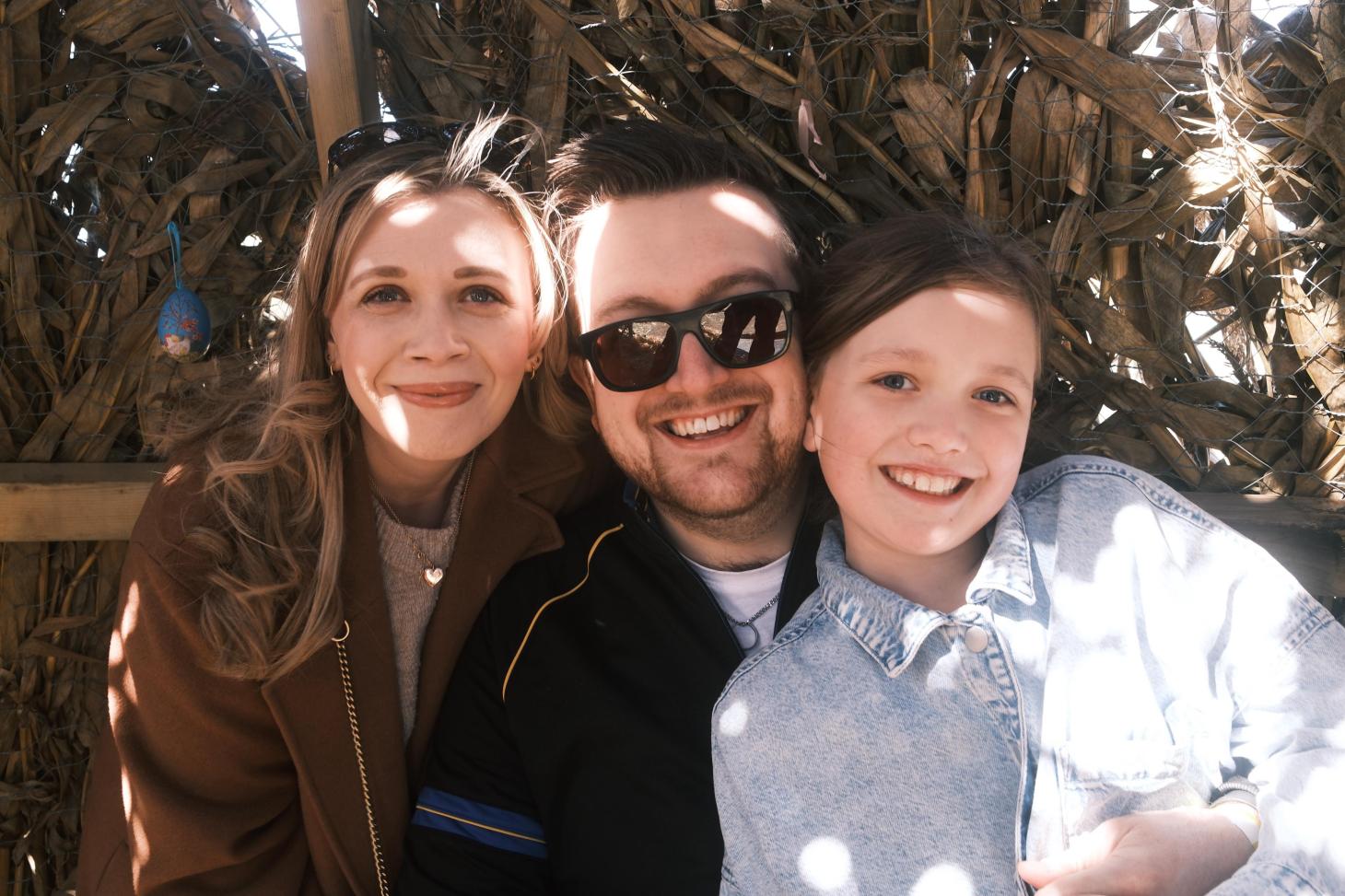 Violet and her parents